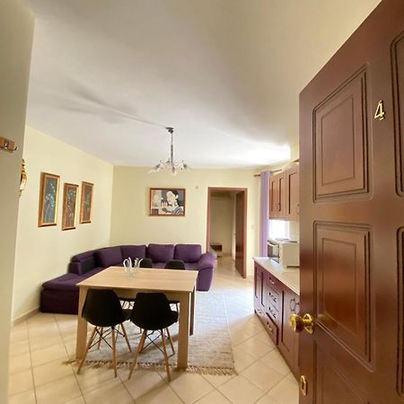 Σοφιτα Φερεσ Apartment Pherrai Bagian luar foto