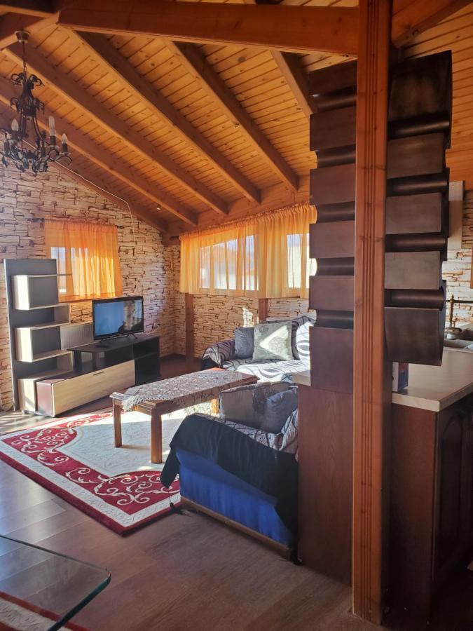Σοφιτα Φερεσ Apartment Pherrai Bagian luar foto
