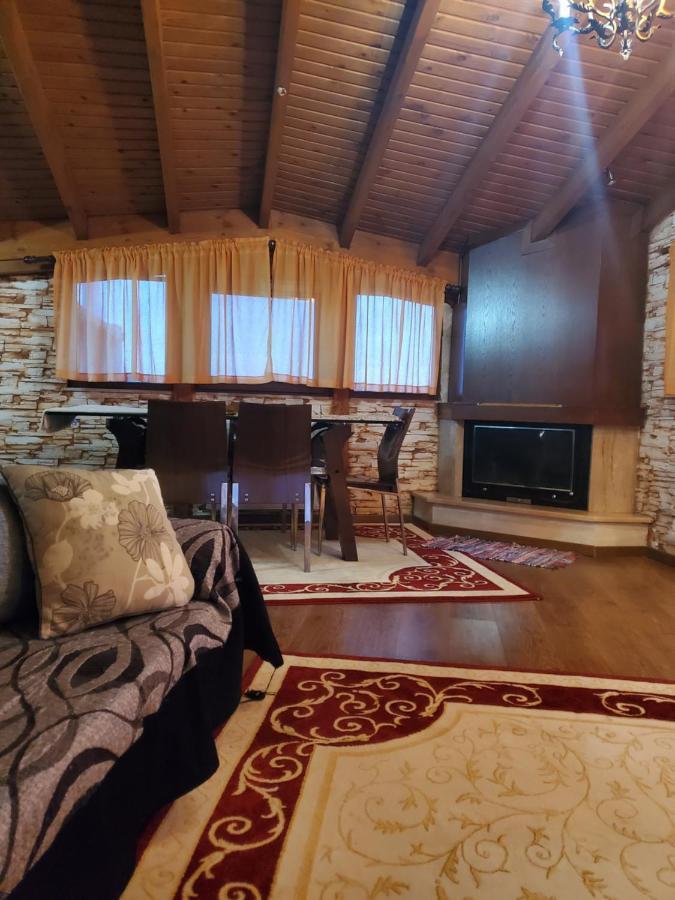 Σοφιτα Φερεσ Apartment Pherrai Bagian luar foto