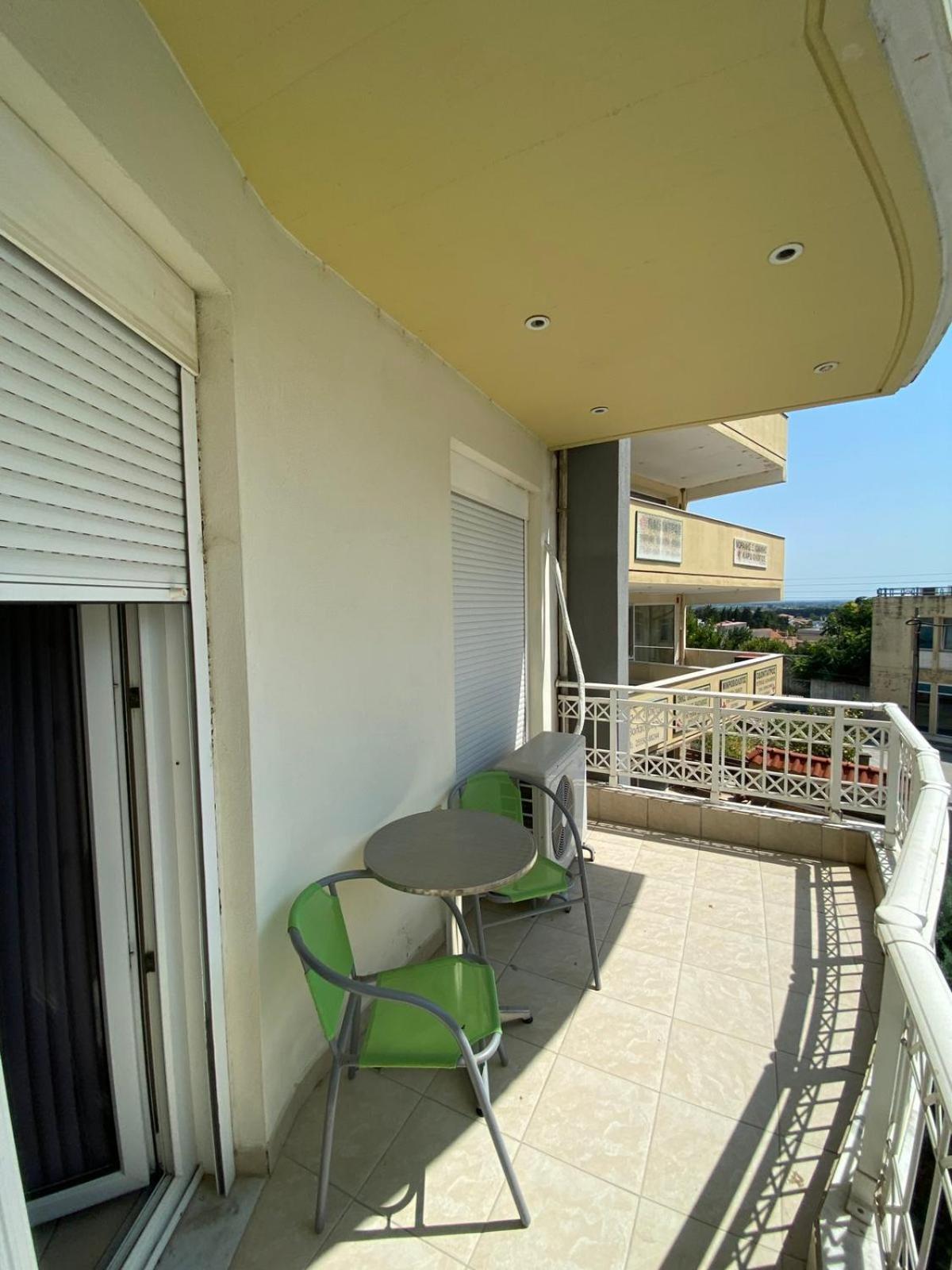 Σοφιτα Φερεσ Apartment Pherrai Bagian luar foto